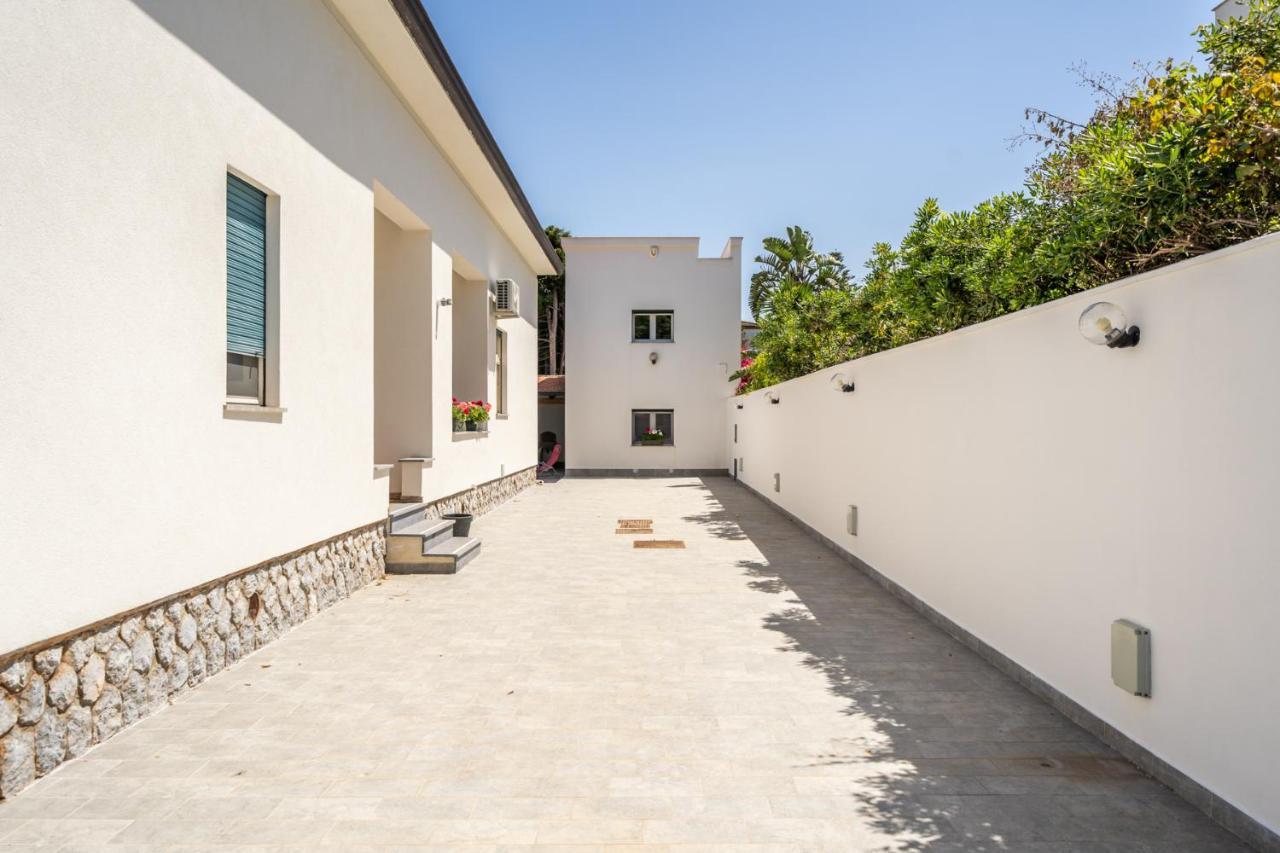 Le Casette Di Maria Pia Mondello Dış mekan fotoğraf